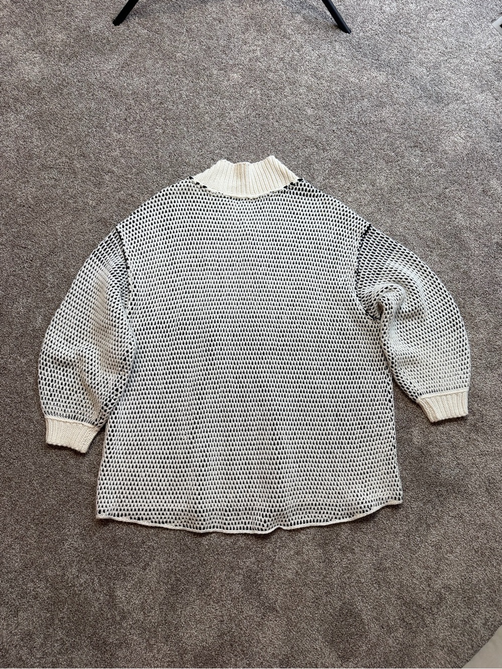 Free People Maisie Oversized Black & White Sweated Size XS - Picture 12 of 16